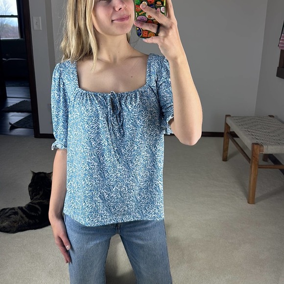 MELLODAY Tops - Melloday: Floral Square Neck Top